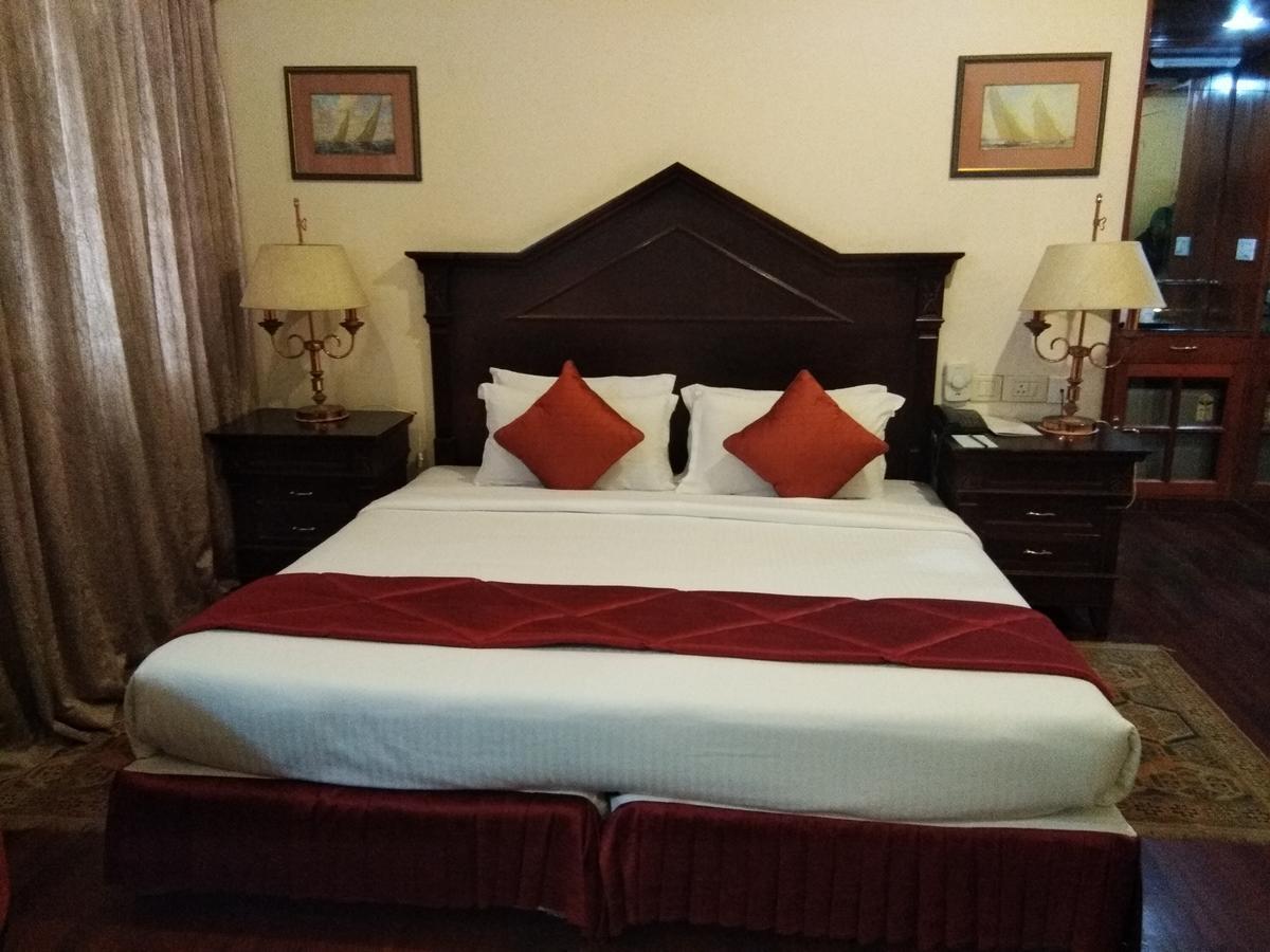 Hotel Pankaj Thiruvananthapuram Exterior photo